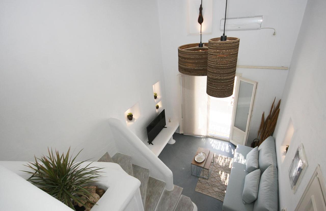 5 Traditional Suites Livadi  Bagian luar foto