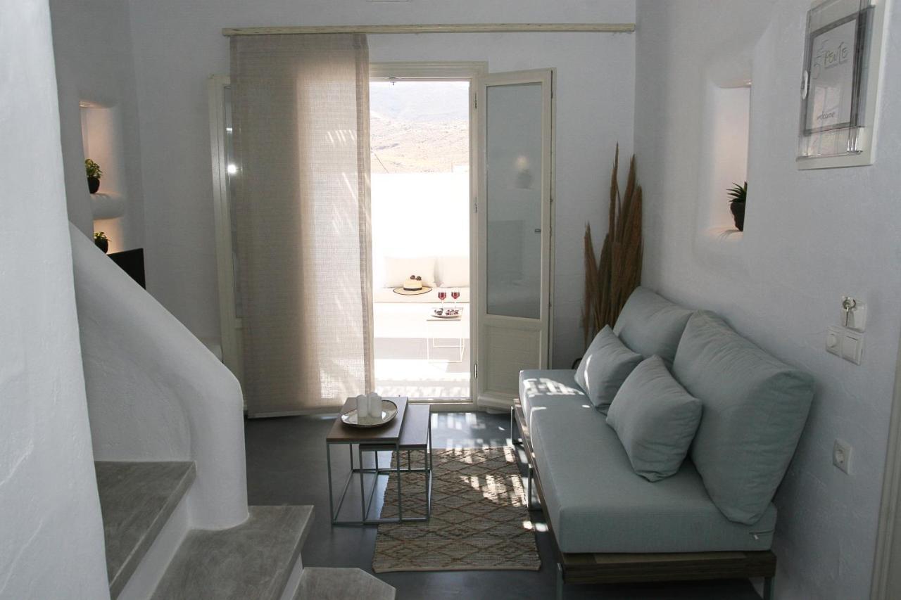 5 Traditional Suites Livadi  Bagian luar foto