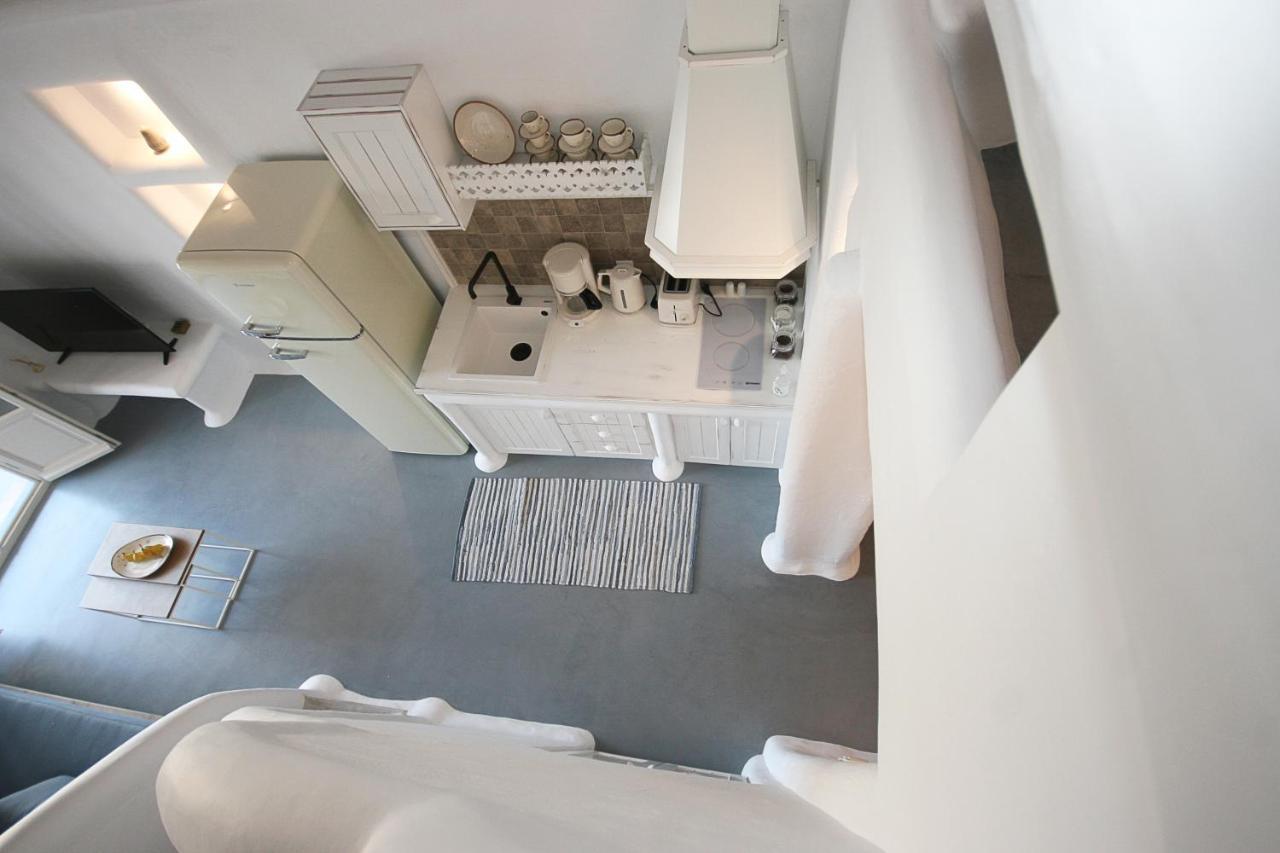 5 Traditional Suites Livadi  Bagian luar foto