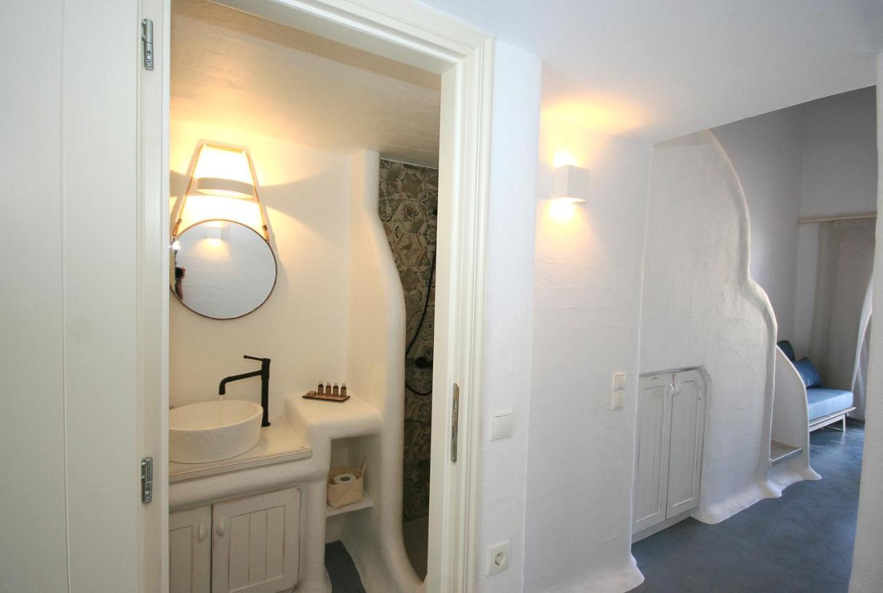 5 Traditional Suites Livadi  Bagian luar foto