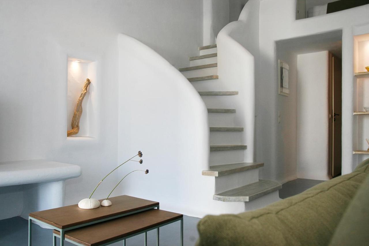 5 Traditional Suites Livadi  Bagian luar foto