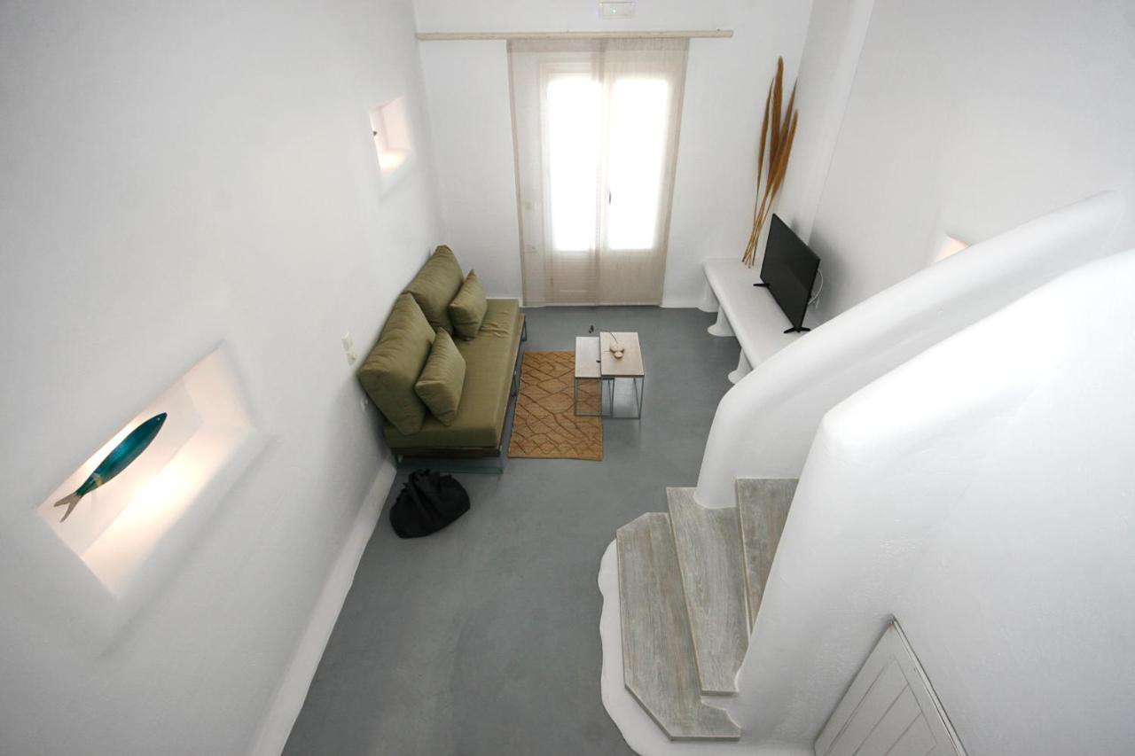 5 Traditional Suites Livadi  Bagian luar foto