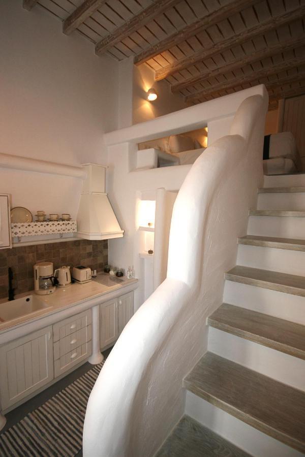 5 Traditional Suites Livadi  Bagian luar foto