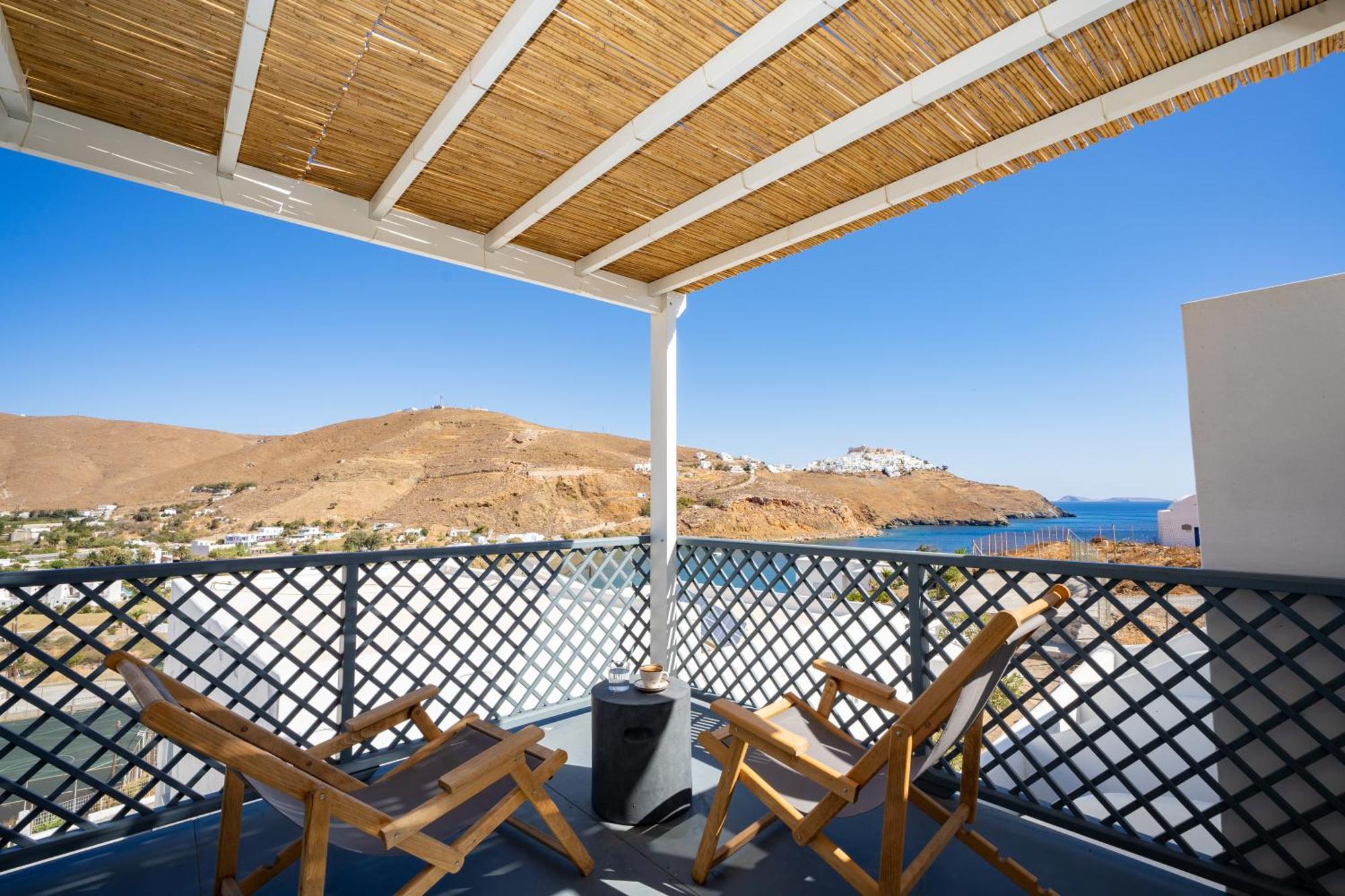 5 Traditional Suites Livadi  Bagian luar foto